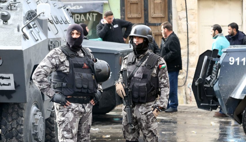 1000 شرطي ودركي أردني إلى منطقة الشونة لشن حملة أمنية