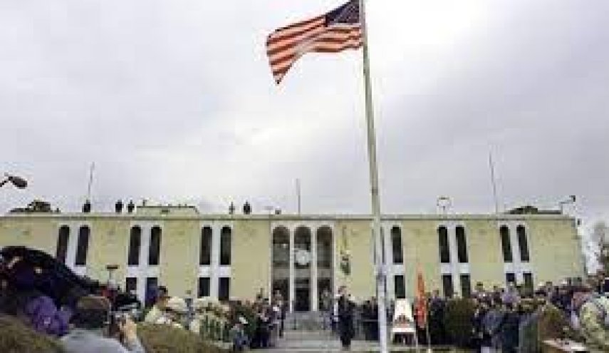  إجلاء سفير الولايات المتحدة في أفغانستان إلى مطار كابل
