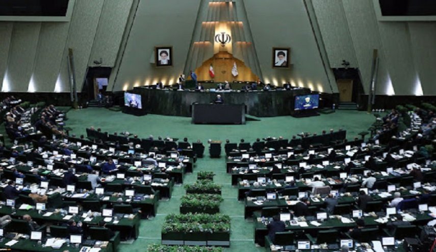 هكذا سيناقش البرلمان الايراني غدا أهلية وزراء الرئيس الجديد
