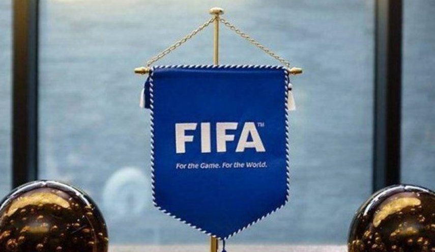 فیفا قوانین جدیدش را اجرایی کرد / فوتبال به شکل والیبال و فوتسال! +فیلم