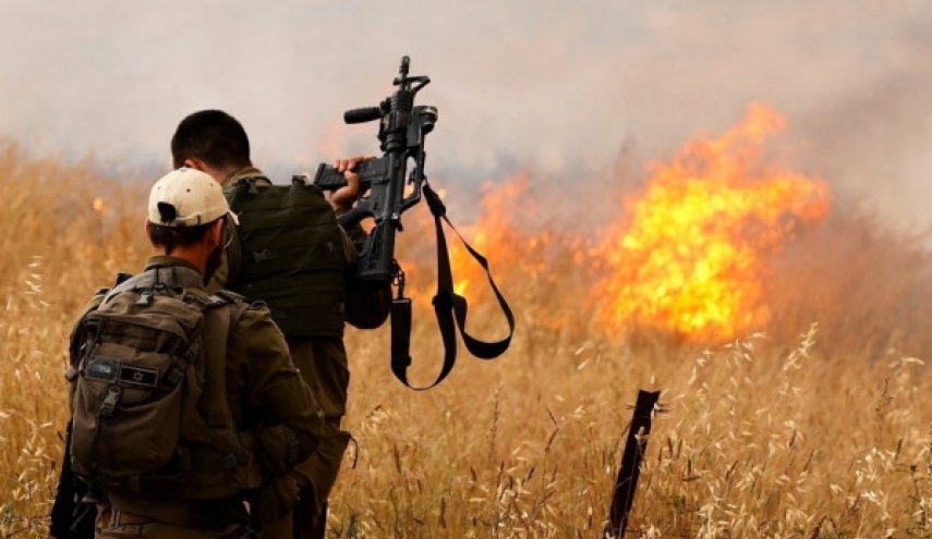 صحيفة صهيونية: اندلاع 10 حرائق في غلاف غزة بفعل بالونات حارقة