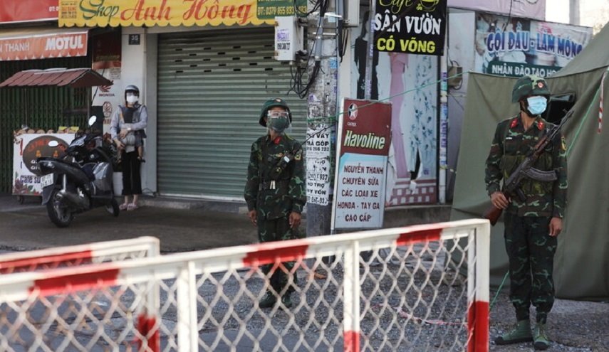 سلطات فيتنام تنشر قوات للجيش لفرض تطبيق عزل عام في أكبر مدن البلاد