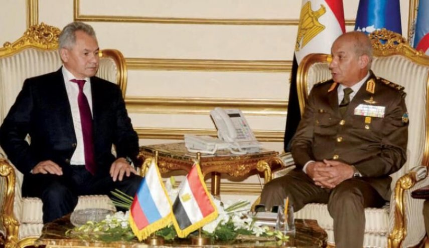 وزيرا دفاع روسيا ومصر يتفقان على أوجه التعاون العسكري