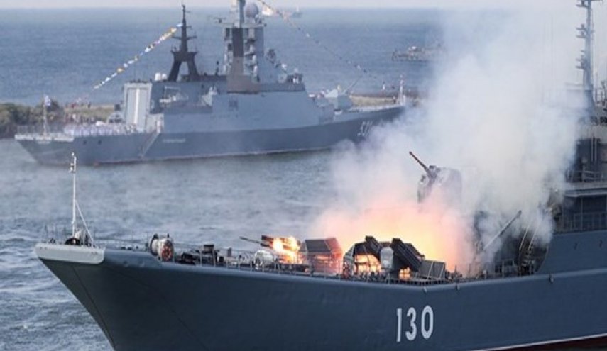 ما سر توقيت المناورات البحرية الإيرانية الروسية الصينية؟