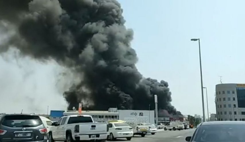 وقوع آتش‌سوزی بزرگ در نزدیکی فرودگاه دبی

