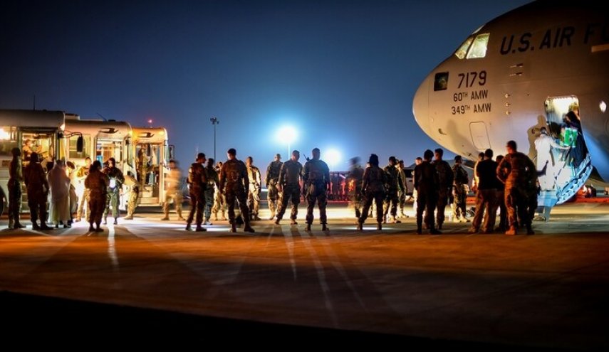 السفارة الأمريكية تنصح الأمريكيين عند بوابات مطار كابل بالمغادرة على الفور