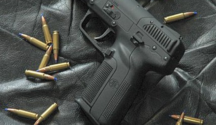 مزاد في امريكا..بيع مسدس بـ6 ملايين دولار استخدم في قتل 