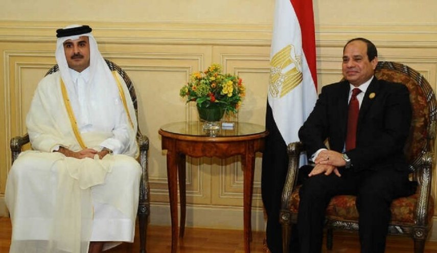 الرئيس المصري  يلتقي في بغداد أمير قطر 