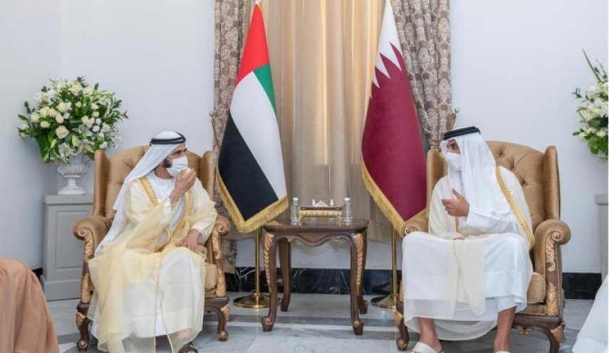 ابن راشد يلتقي أمير قطر على هامش مؤتمر بغداد