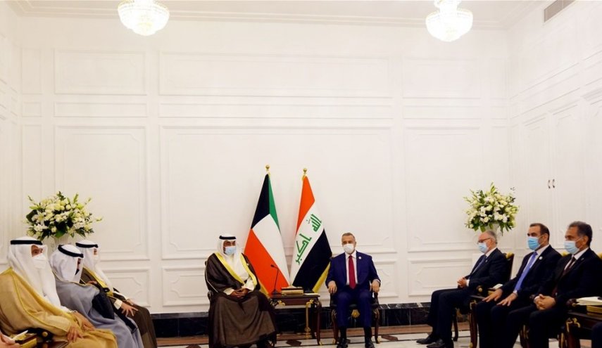 رئيس وزراء العراق ونظيره الكويتي يبحثان سبل تعزيز التعاون
