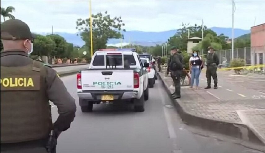 إصابة 15 شخصا بانفجار قرب مركز للشرطة في كولومبيا
