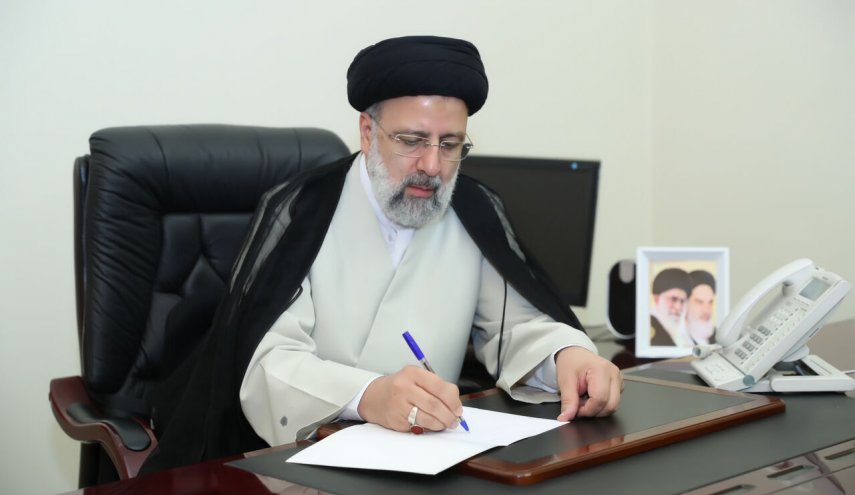 الرئيس الايراني يبرق رسالة الى السيد حسن نصر الله..ماذا جاء فيها؟
