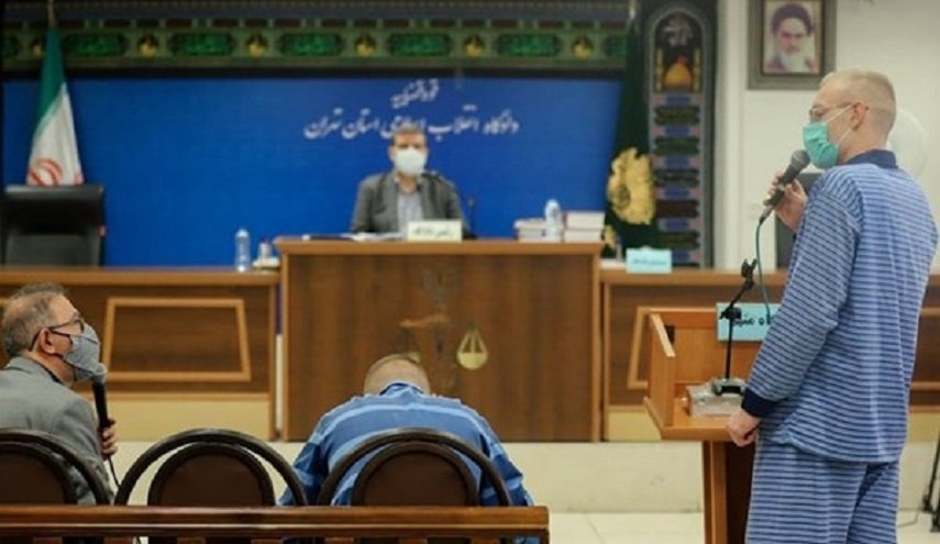 محاكمة سويديين في طهران ينشطان بشبكة دولية لتهريب المخدرات