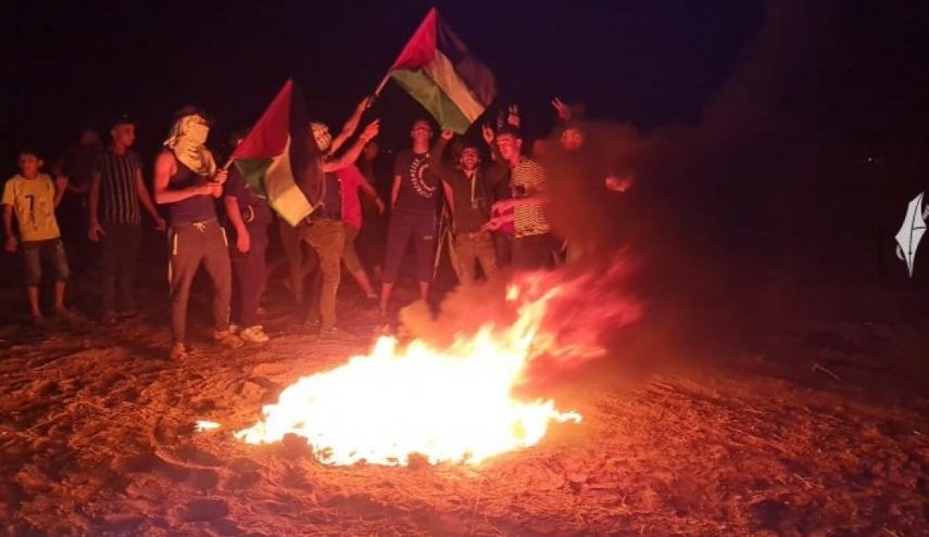  بدء فعاليات الارباك الليلي في مخيم ملكة شرق مدينة غزة