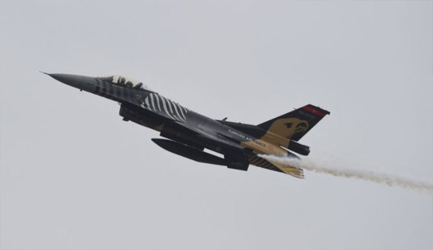 الطائرات التركية تقصف مناطق في شمال العراق