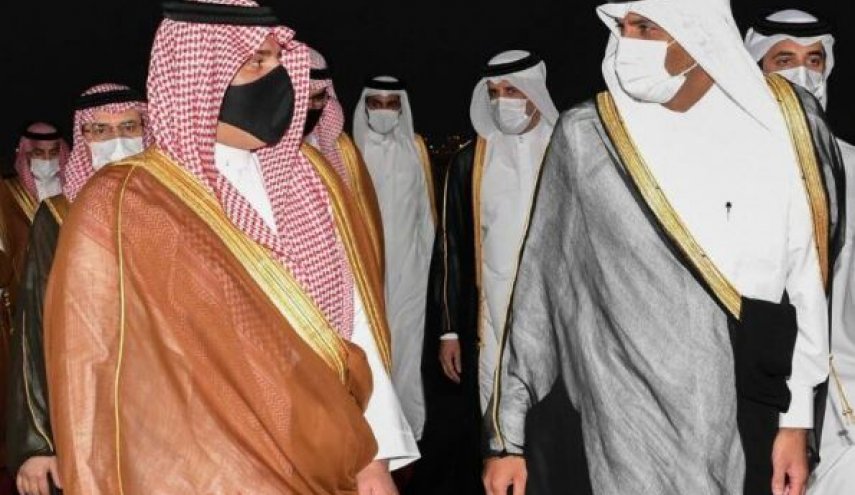 سفر وزیر کشور عربستان سعودی به قطر