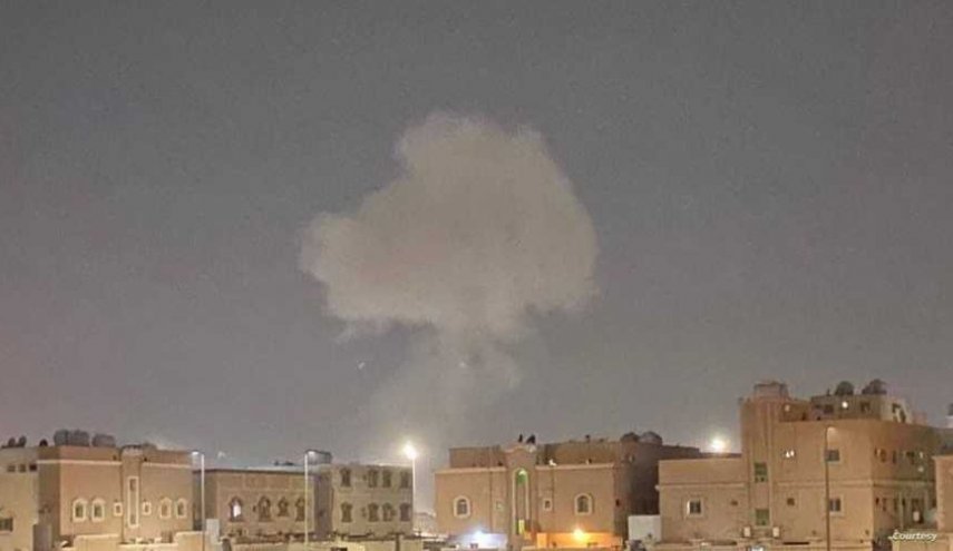 دوي انفجار كبير بالدمام.. هجوم صاروخي واسع يستهدف العمق السعودي
