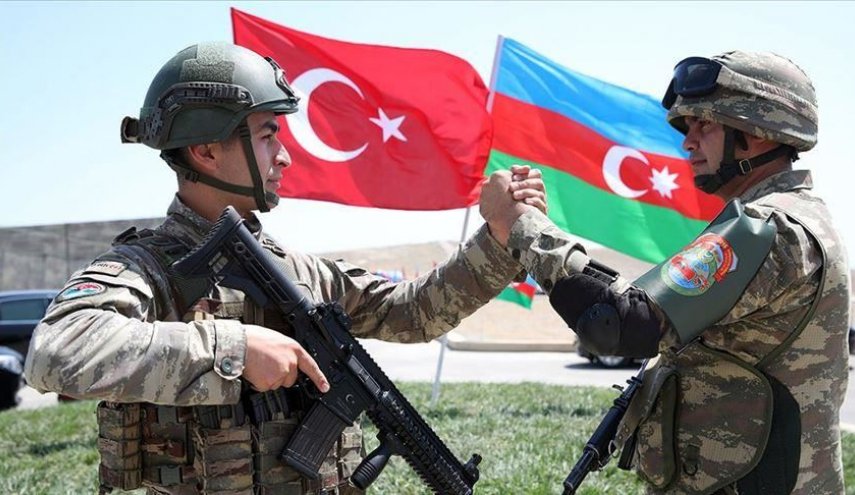 أذربيجان وتركيا تبدآن تدريبات عسكرية مشتركة في قره باغ
