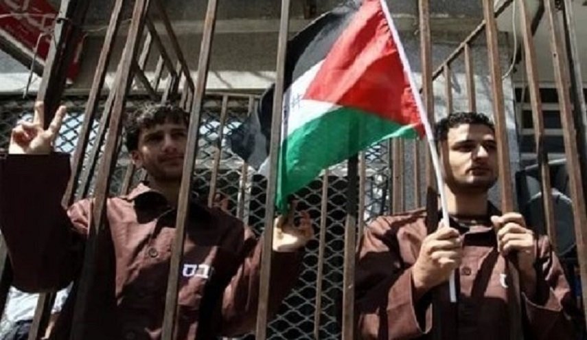 الأسرى الفلسطينيون يحضرون للاحتلال الاسرائيلي مفاجأة
