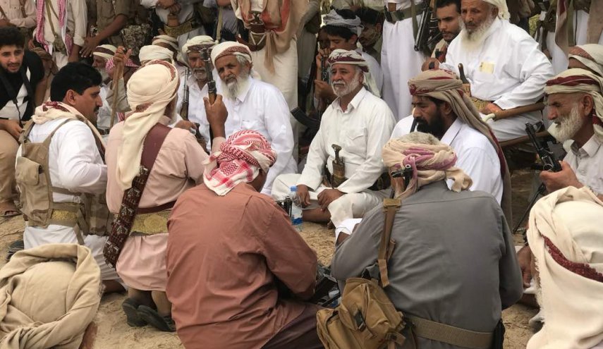 مساعي سعودية وإماراتية لشراء ولاءات القبائل اليمنية