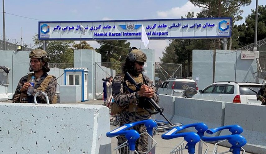 مقام آمریکایی: طالبان با خروج 200 آمریکایی و اتباع دیگر از افغانستان موافقت کرده‌اند
