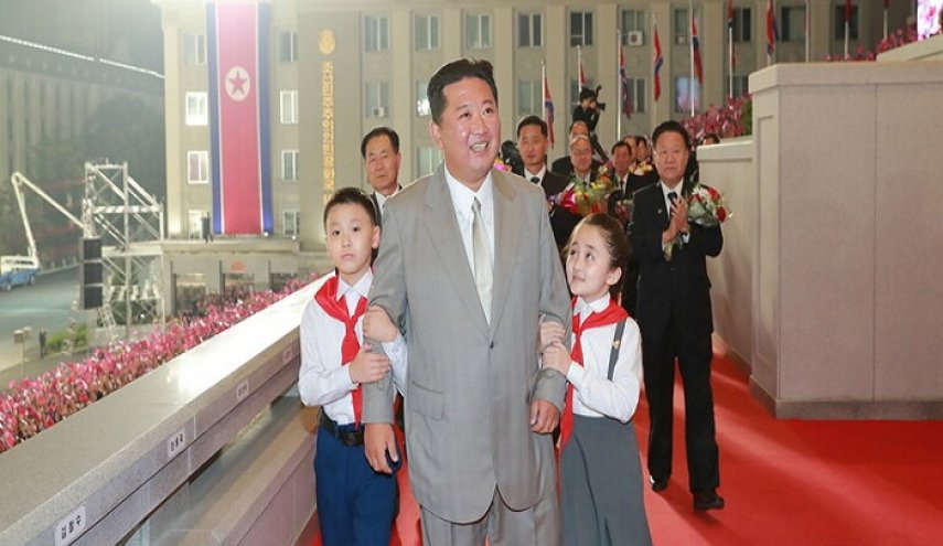 كوريا الشمالية.. لقطات جديدة تؤكد استمرار كيم في فقدان الوزن

