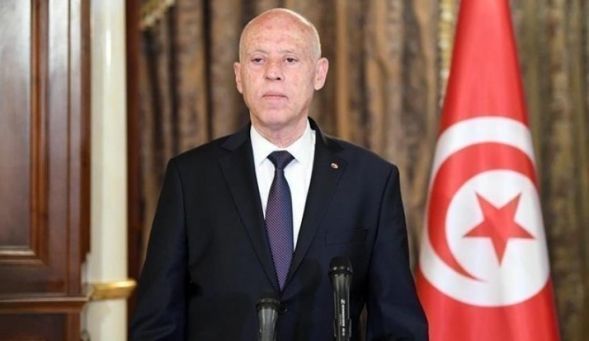  حزب قريب من الرئيس التونسي يعلن رفضه أي توجه لتعليق العمل بالدستور

