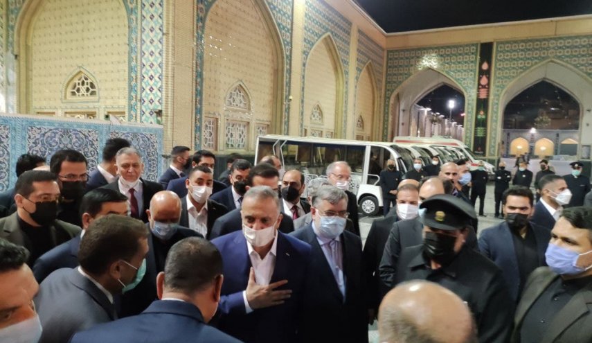 تصاویر.. نخست وزیر عراق در حرم امام رضا (ع)