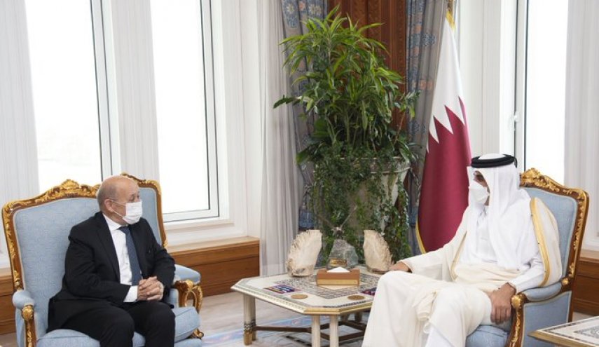 أمير قطر يبحث مع وزير خارجية فرنسا تطورات الأوضاع في أفغانستان