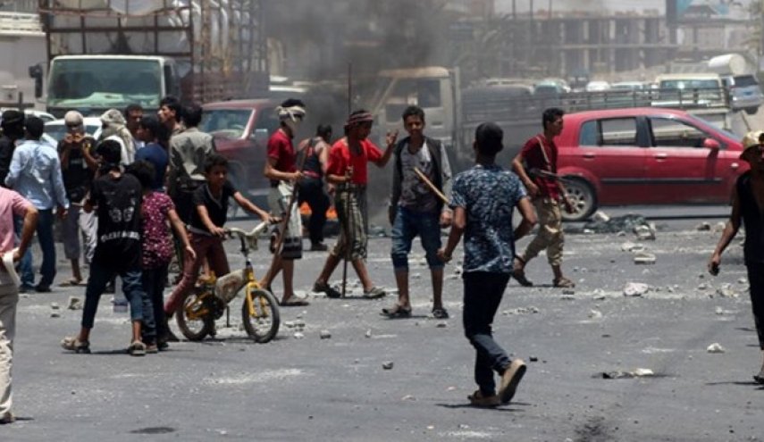 تظاهرات یمنی‌ها علیه دولت هادی و گروه متحد امارات در عدن