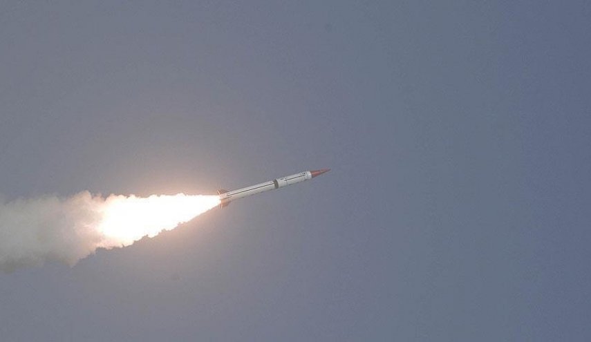 كوريا الشمالية تطلق صاروخين باليستيين نحو بحر اليابان