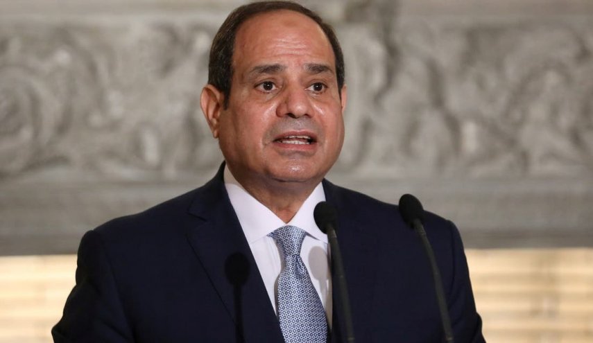 الحكومة المصرية تهدد المعتدين على أراضيها بالمحاكمة العسكرية