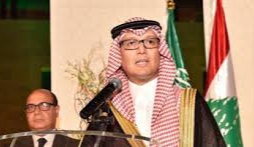 السفير السعودي يغادر لبنان على نحو عاجل للتشاور