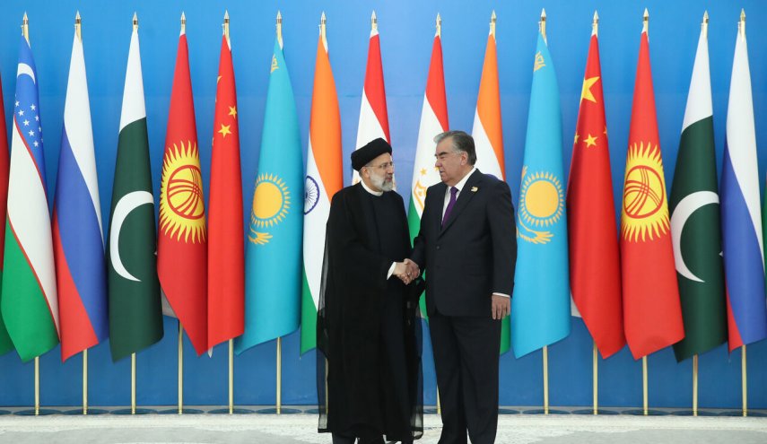 استقبال رسمي لرئيس الجمهورية في طاجيكستان