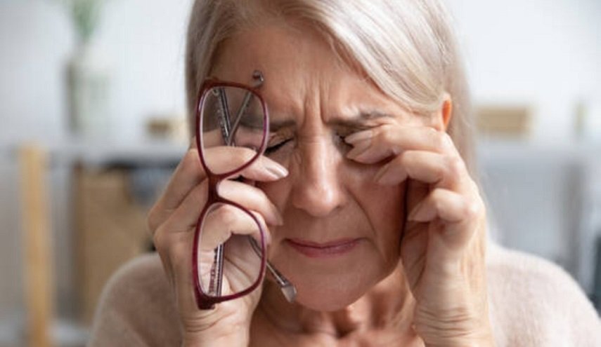 عوارض في 'البصر' قد يكون علامة تحذيرية مبكرة للخرف
