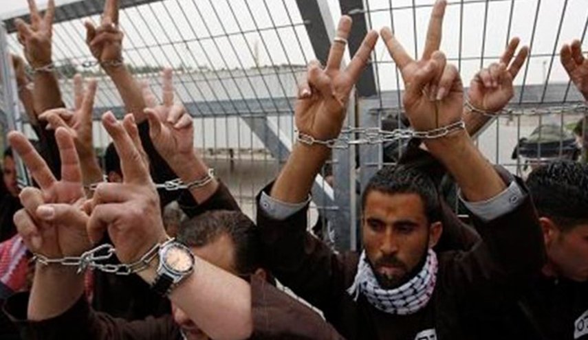 عشرات الأسرى يعانون من آثار التنكيل والقمع بسجون الاحتلال