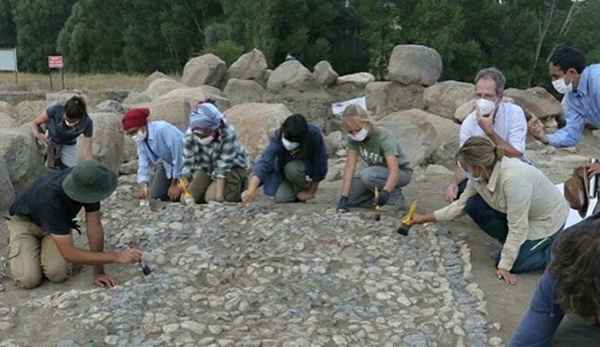 تركيا... العثور على فسيفساء قديمة يبلغ عمرها 3500 عام