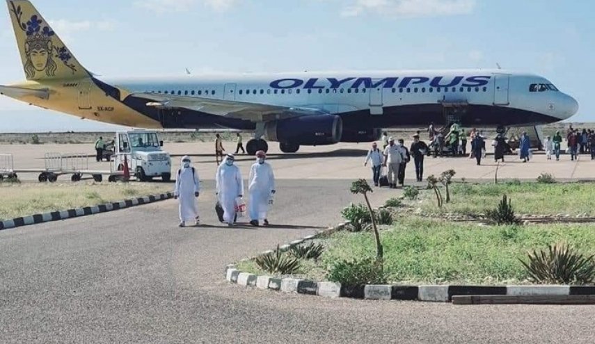 السعودية تمنع طائرة إماراتية من الوصول إلى سقطرى