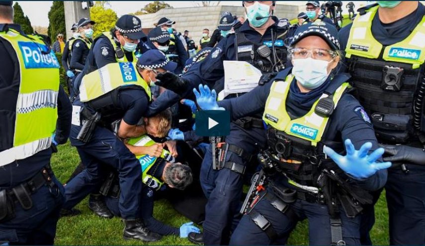 الشرطة الأسترالية تعتقل متظاهرين مناهضين لقيود وباء كورونا