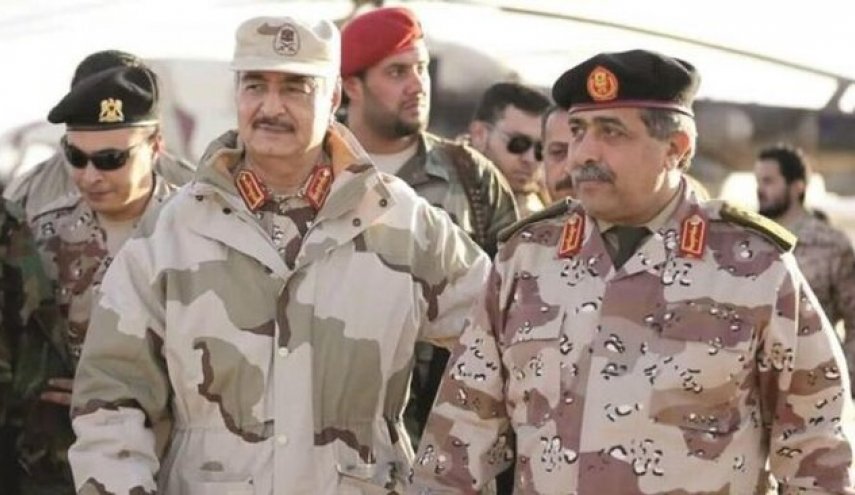 برای نامزدی در انتخابات، حفتر از فرماندهی ارتش لیبی کناره‌گیری کرد
