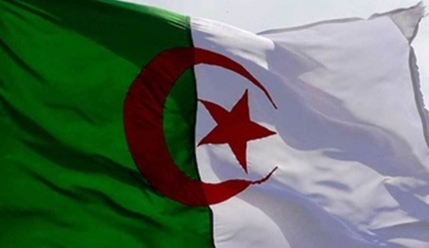 الجزائر تقرر إغلاق مجالها الجوي أمام جميع الطائرات  المغربية