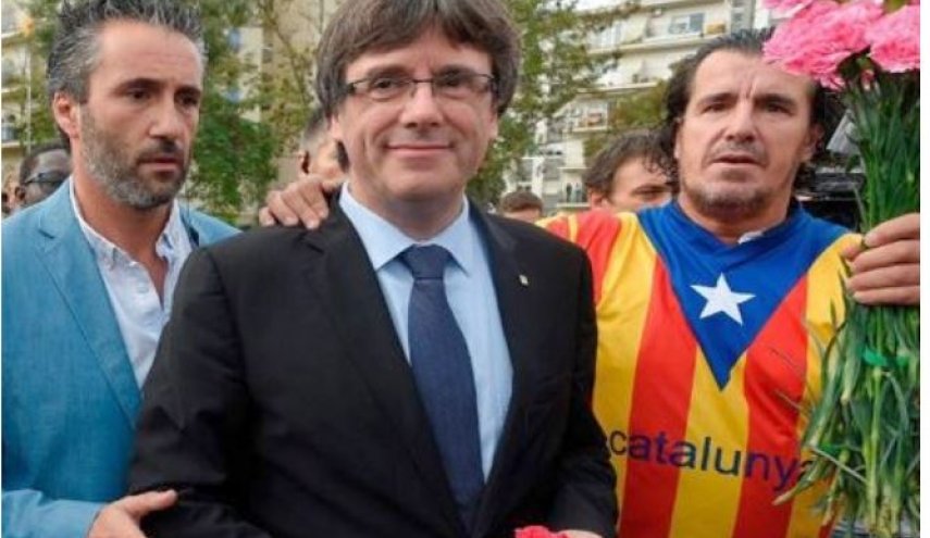 صحيفة: إيطاليا تفرج عن رئيس إقليم كتالونيا السابق كارليس بوتشديمون