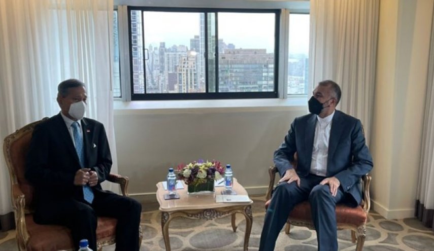 دیدار وزیر خارجه ایران با همتای سنگاپوری در حاشیه مجمع عمومی سازمان ملل 