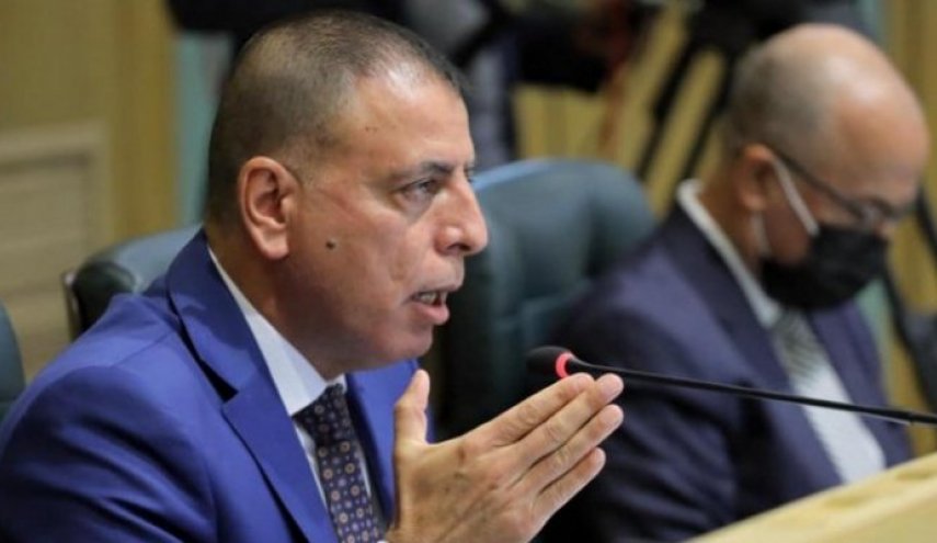 الأردن: لم يعد هناك حاجة لأخذ موافقة الداخلية لمغادرة أي مواطن إلى سوريا