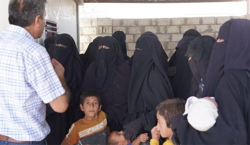 نقل 100 عائلة عراقية بينها أسر 'دواعش' من مخيم الهول الى نينوى 