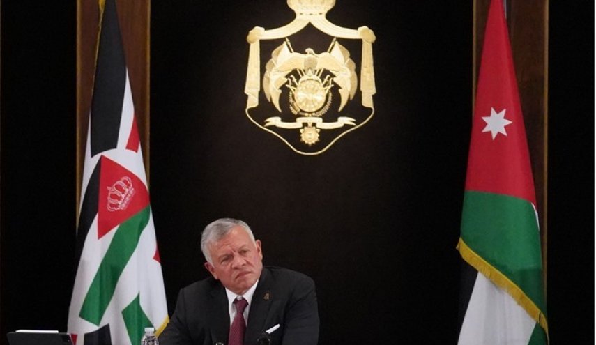ملك الأردن يعفو عن جميع المدانين بقضايا 