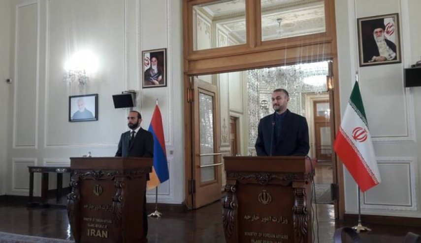 امیرعبداللهیان: اجازه نمی‌دهیم برخی مداخله گران خارجی مناسبات ایران با همسایگان را تحت تاثیر قرار بدهند/ میرزویان: از رویکرد ایران نسبت به تمامیت ارضی ارمنستان قدردانی می‌کنیم