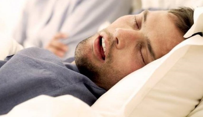 لماذا يصاب الانسان باضطرابات النوم والشخير؟