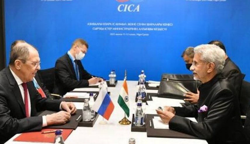 وزیر خارجه هند قبل از سفر به ارمنستان، با لاوروف دیدار کرد 