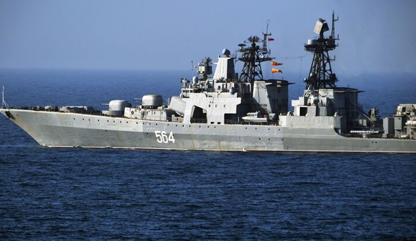 روسيا تكشف عن مواجهة مباشرة مع مدمرة أمريكية في بحر اليابان